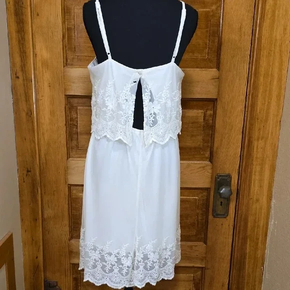 Wet Seal Off White Lace Dress L - Picture 4 of 4